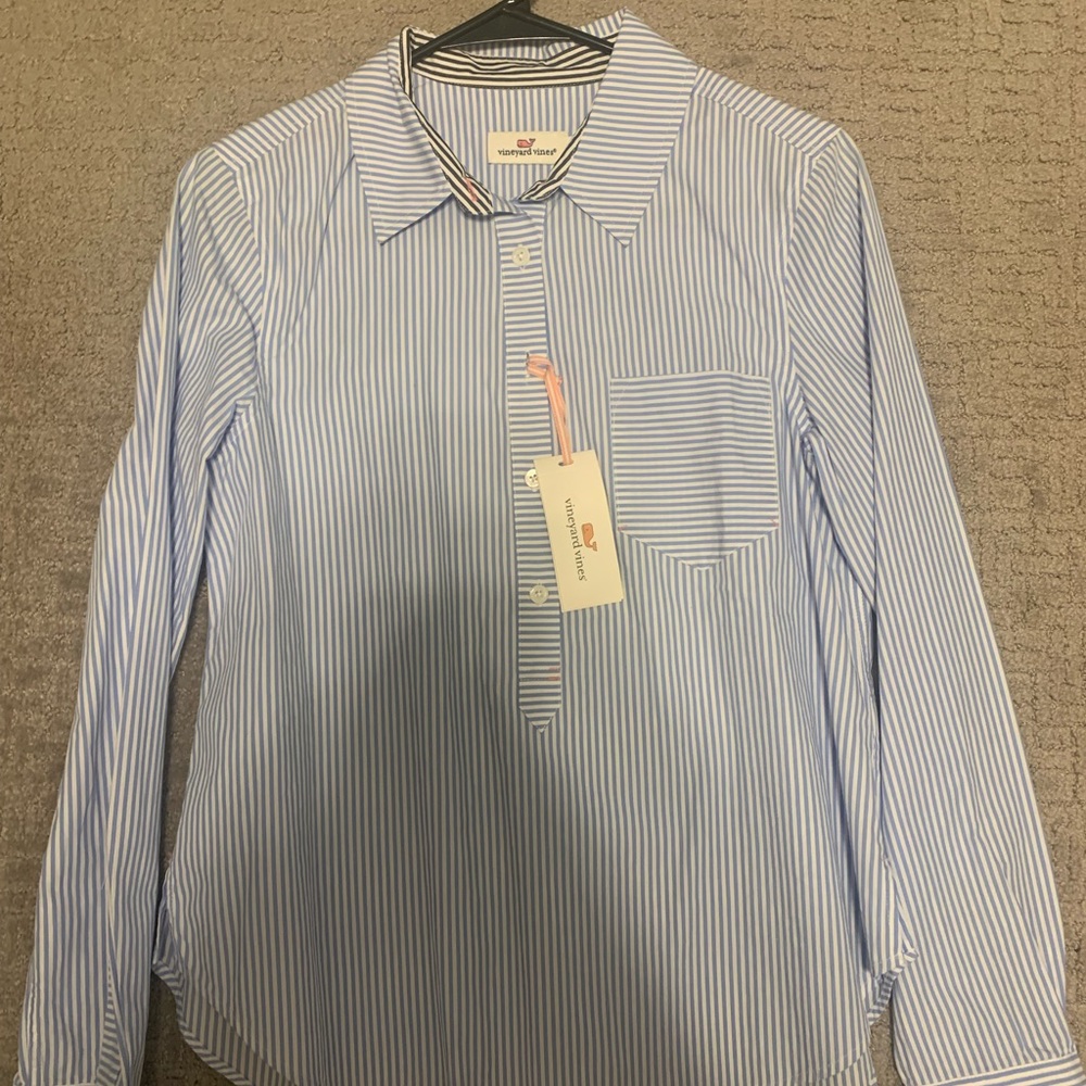 NWT vineyard vines striped button down popover
